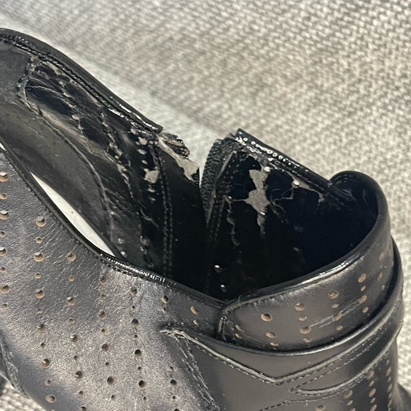 BCBGirls Black Heels Classic Elegance - Picture 15 of 16